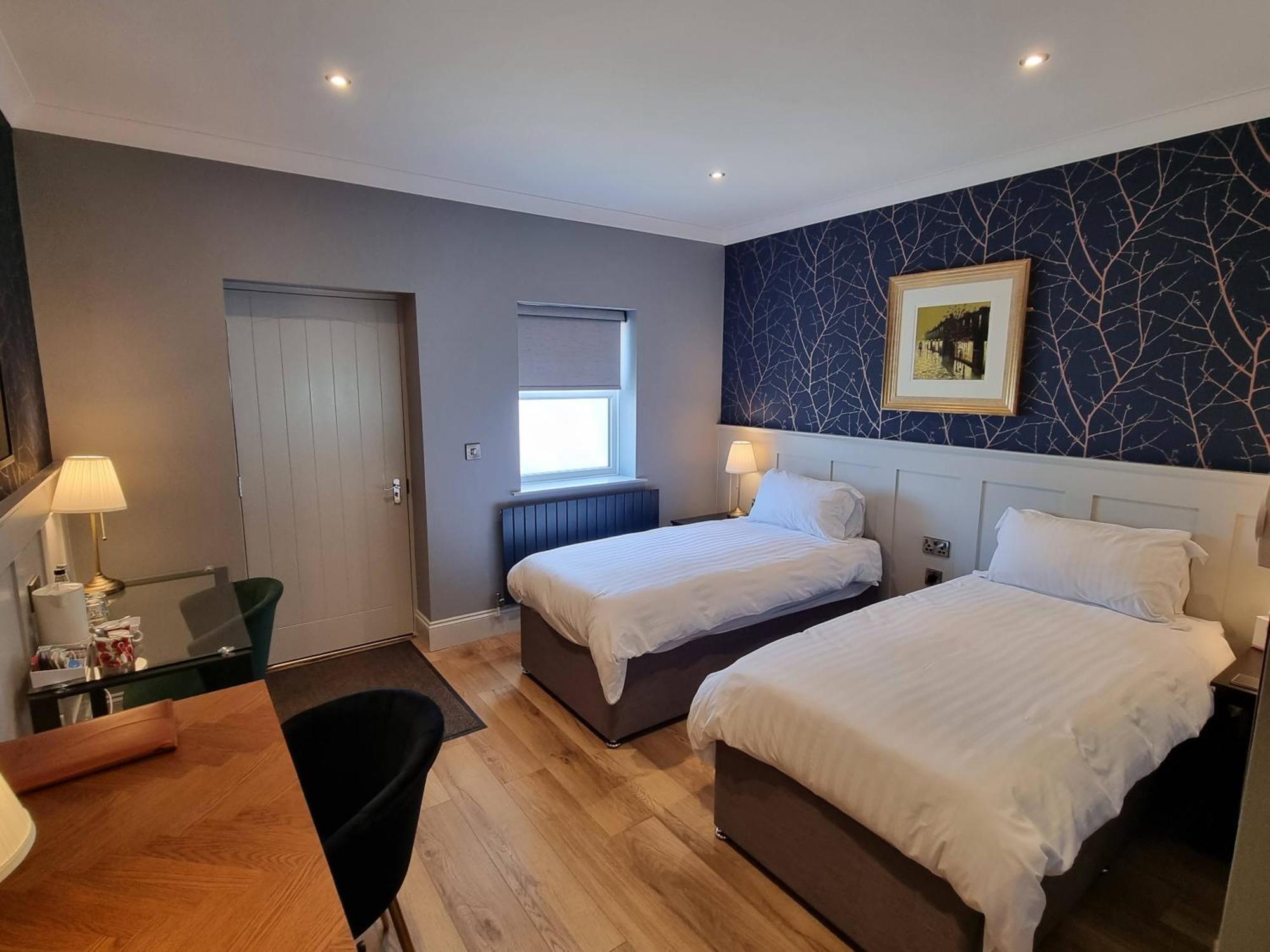 White Horse Inn & Restaurant Stoke Albany Bagian luar foto